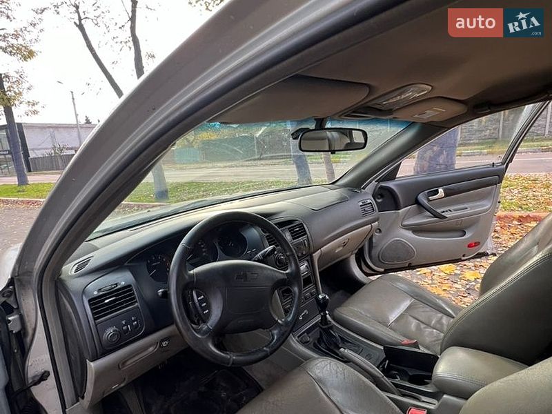 Седан Chevrolet Evanda 2006 в Ирпене