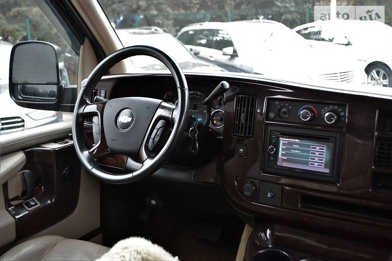 Мінівен Chevrolet Express 2009 в Харкові