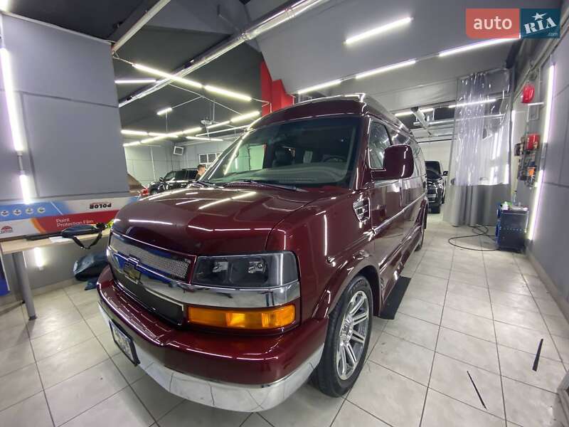 Минивэн Chevrolet Express 2018 в Киеве фото 29 Минивэн Chevrolet Express 2018 в Киеве