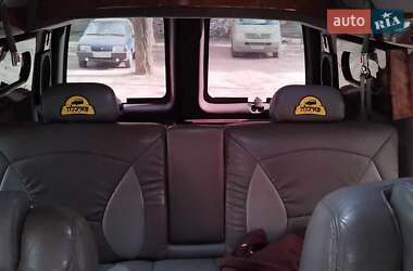 Минивэн Chevrolet Express 2004 в Николаеве