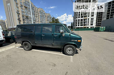 Мінівен Chevrolet Express 1996 в Києві