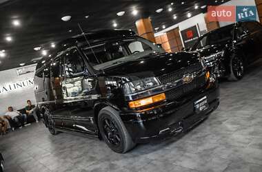 Минивэн Chevrolet Express 2014 в 