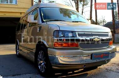 Chevrolet Express 2011