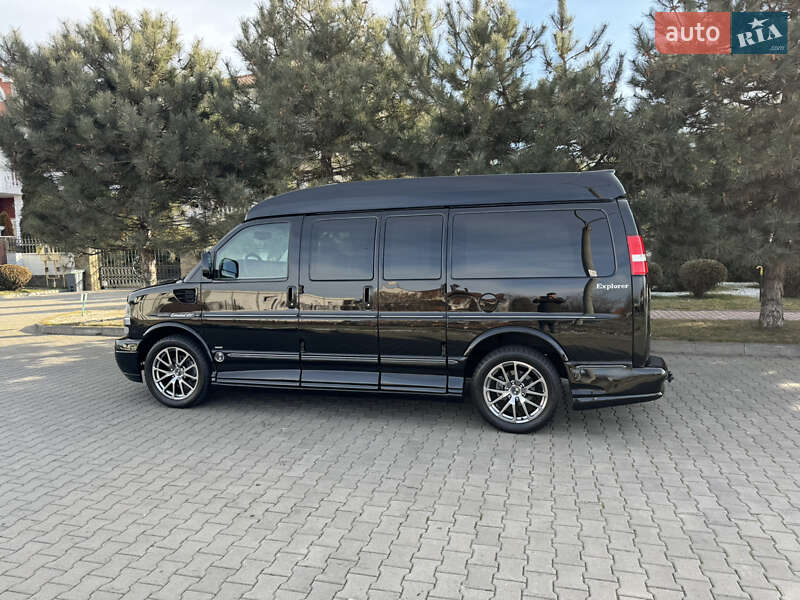 Минивэн Chevrolet Express 2013 в Киеве