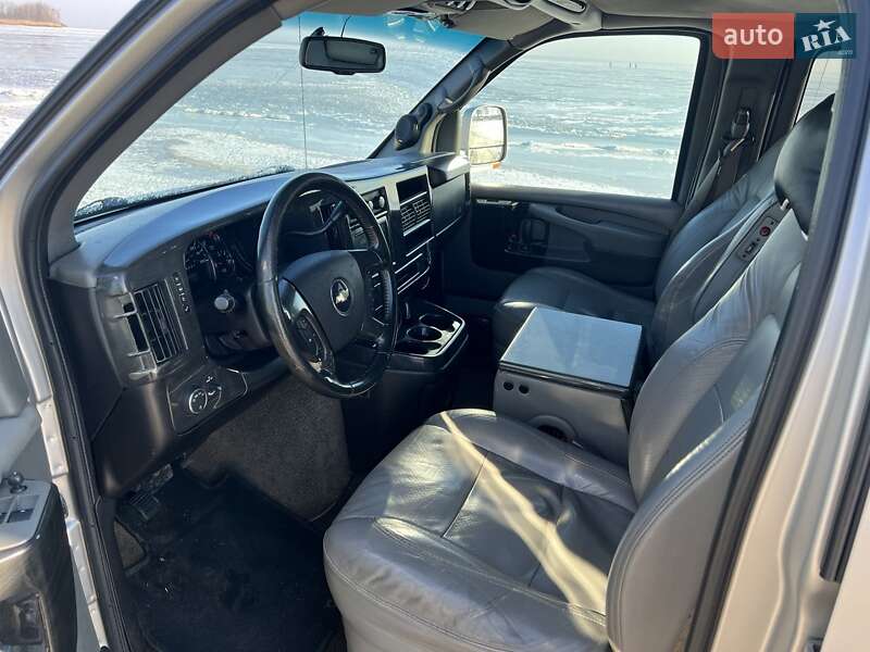Минивэн Chevrolet Express 2008 в Черкассах