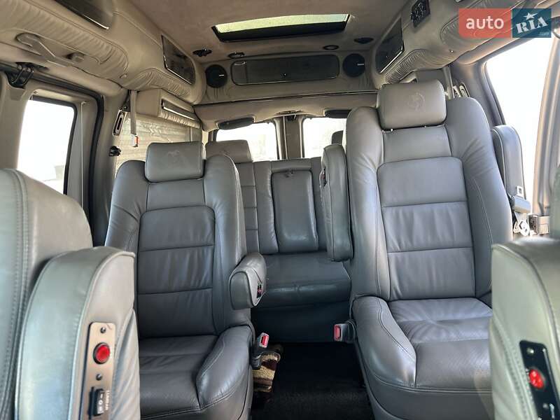 Минивэн Chevrolet Express 2008 в Черкассах