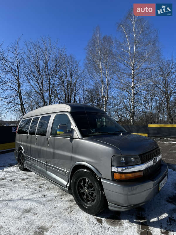 Chevrolet Express 2006
