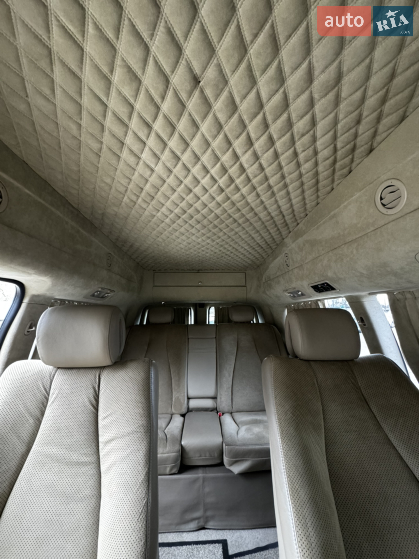2010 Chevrolet Express - мініатюра 15