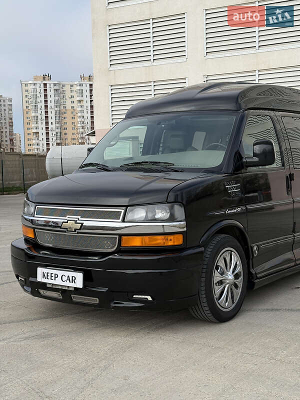 Мінівен Chevrolet Express 2013 в Одесі