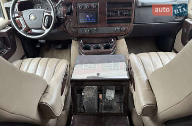 Минивэн Chevrolet Express 2013 в 
