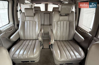 Минивэн Chevrolet Express 2013 в 