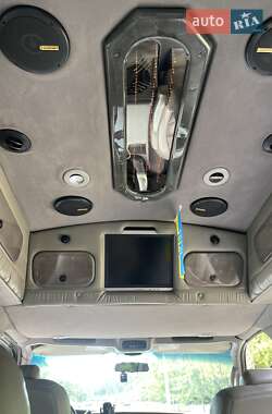 Минивэн Chevrolet Express 2004 в 