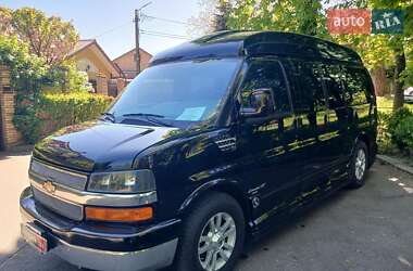 Мінівен Chevrolet Express 2010 в Києві