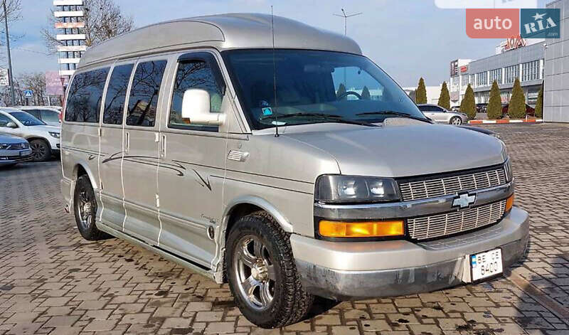 Минивэн Chevrolet Express 2006 в Одессе