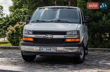 Минивэн Chevrolet Express 2018 в 