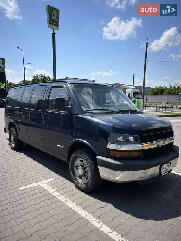 Минивэн Chevrolet Express 2006 в Хмельницком