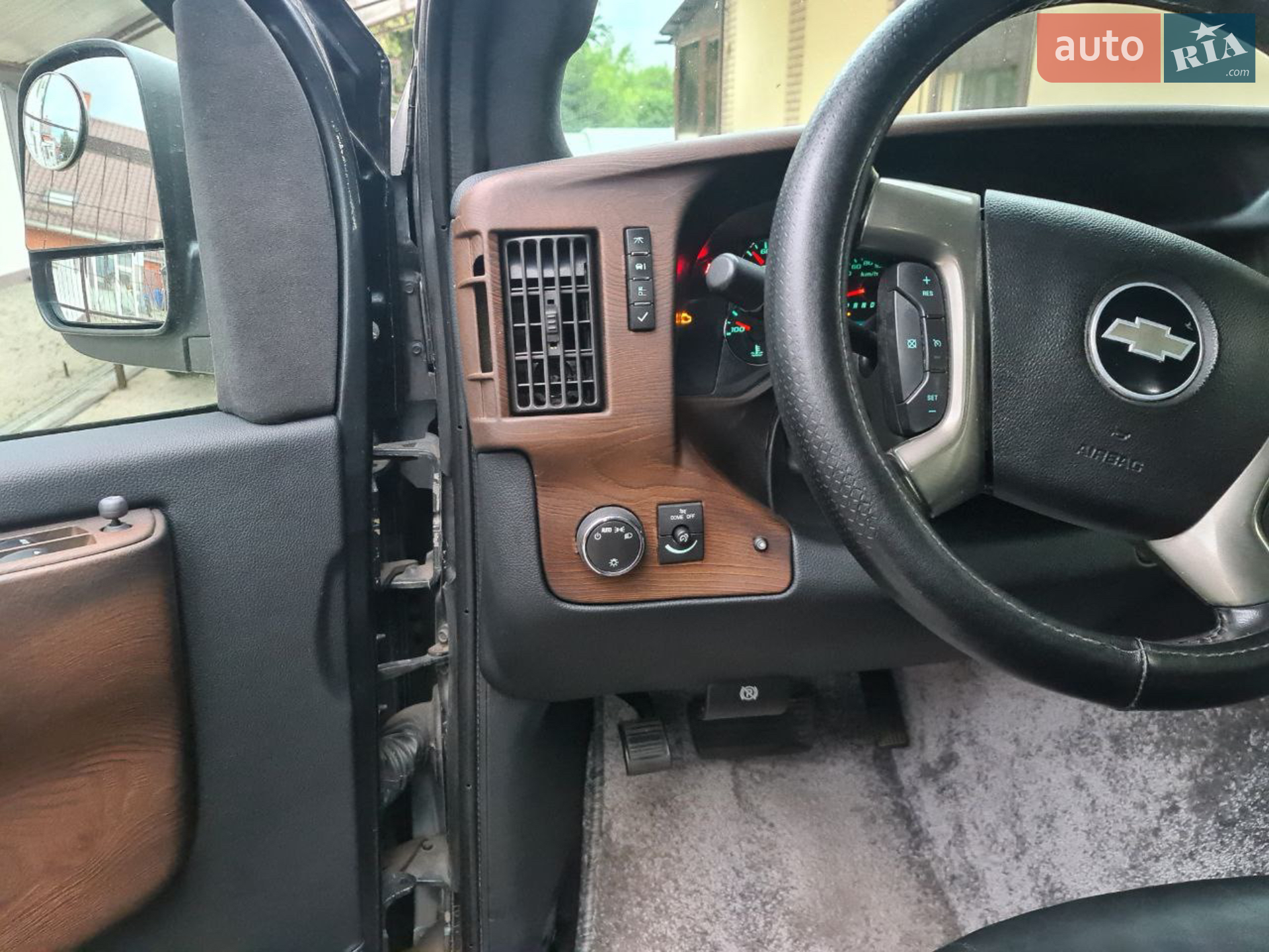 2017 Chevrolet Express - мініатюра 49