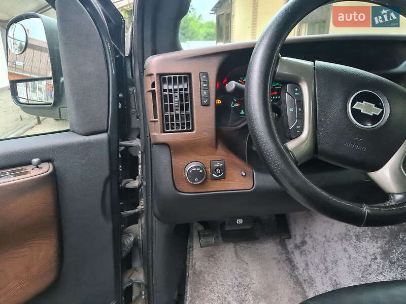Минивэн Chevrolet Express 2017 в Днепре фото 38 Минивэн Chevrolet Express 2017 в Днепре