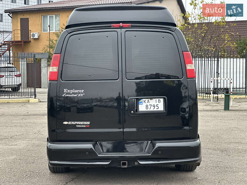 Мінівен Chevrolet Express 2012 в Києві