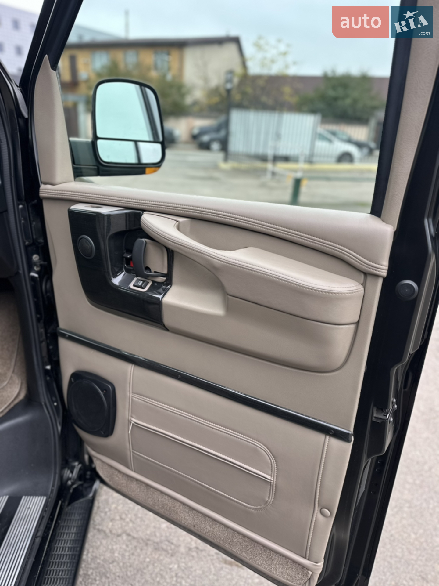 2012 Chevrolet Express - мініатюра 49