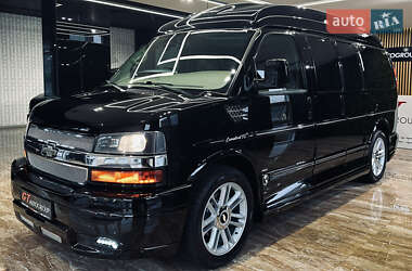 Мінівен Chevrolet Express 2013 в Києві