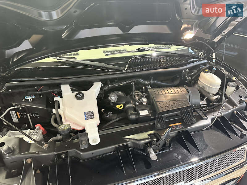 Минивэн Chevrolet Express 2013 в Киеве фото 71 Минивэн Chevrolet Express 2013 в Киеве