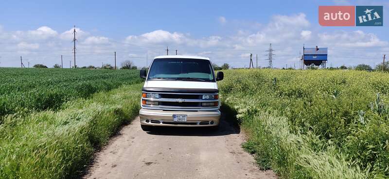 Минивэн Chevrolet Express 2002 в Одессе фото 2 Минивэн Chevrolet Express 2002 в Одессе