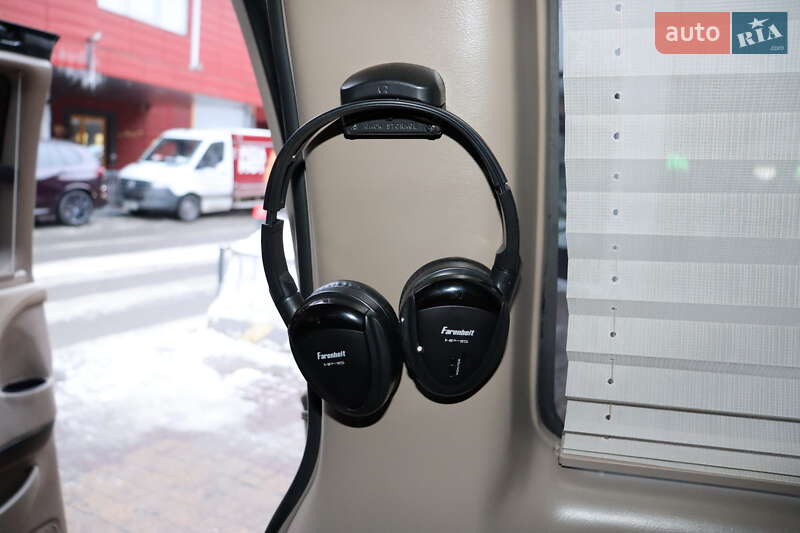 Мінівен Chevrolet Express 2014 в Львові