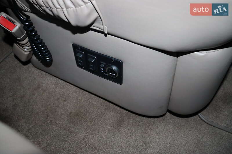 Мінівен Chevrolet Express 2014 в Львові