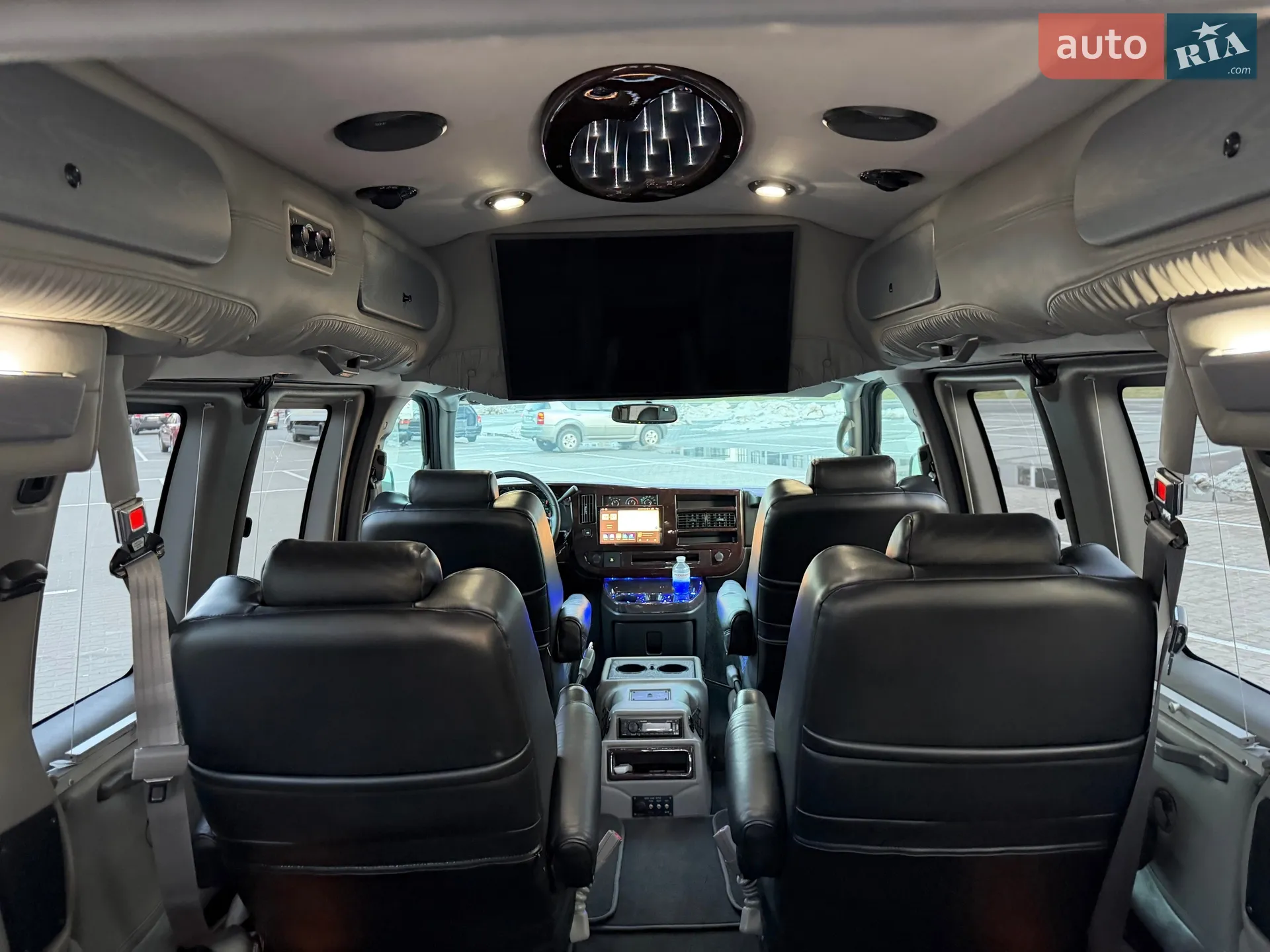 2010 Chevrolet Express - мініатюра 33