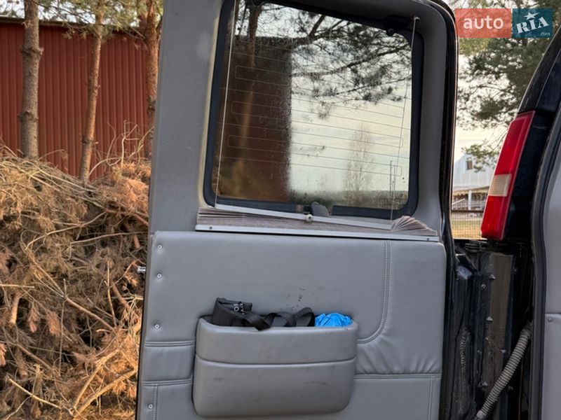 Минивэн Chevrolet Express 2008 в Нетешине