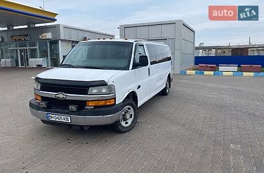 Минивэн Chevrolet Express 2007 в Раздельной