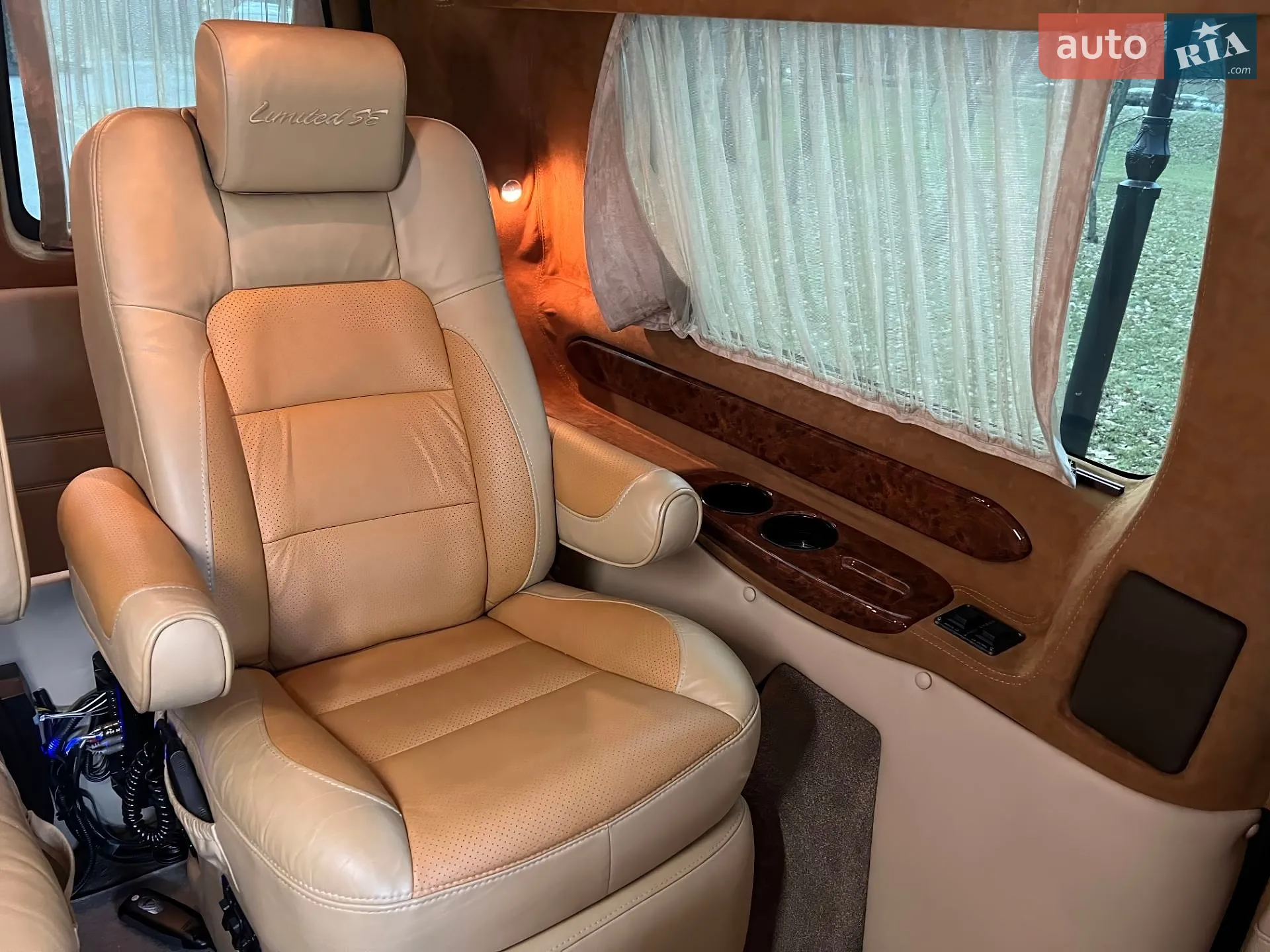 2012 Chevrolet Express - мініатюра 15