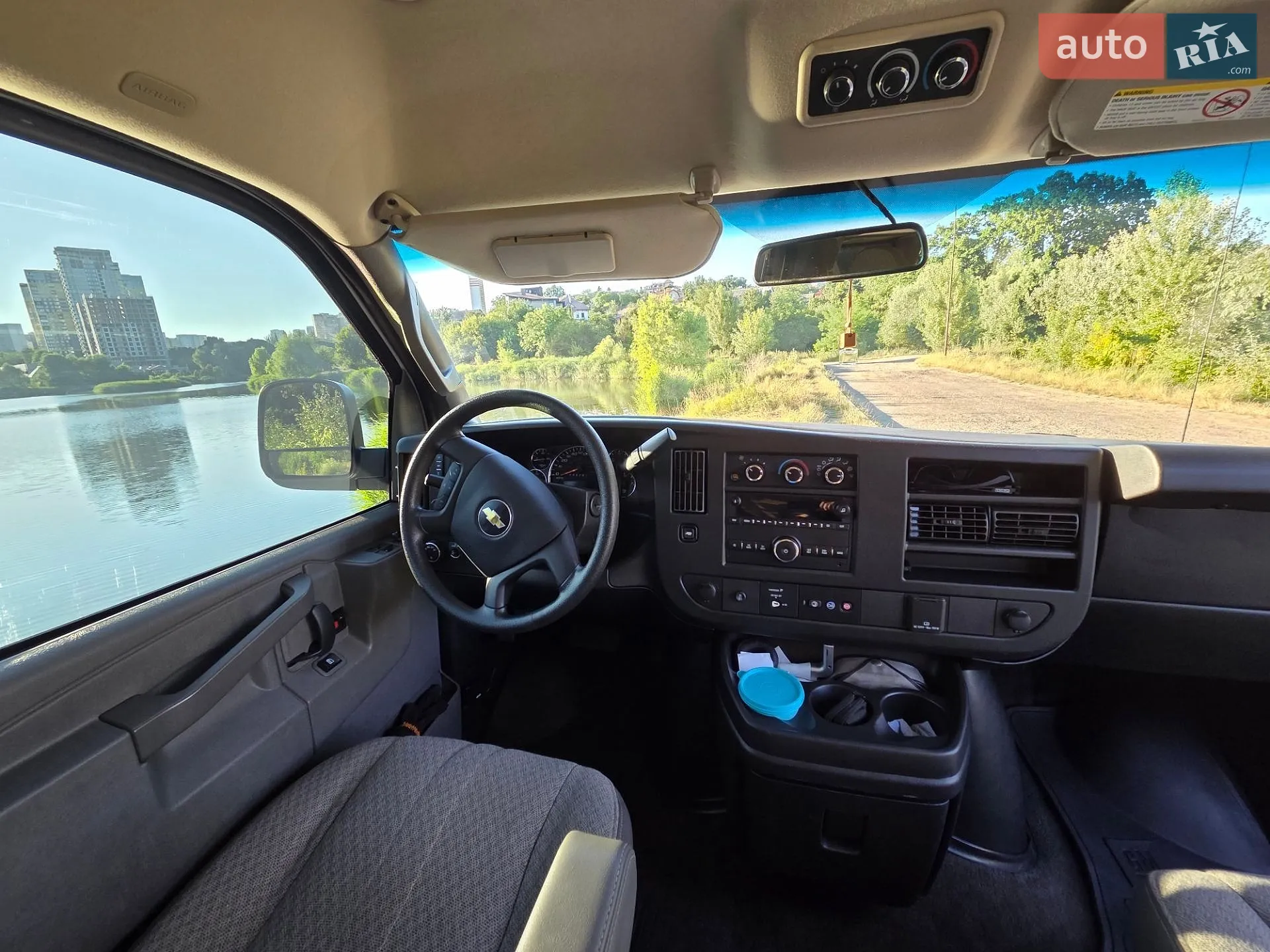 2018 Chevrolet Express - мініатюра 17