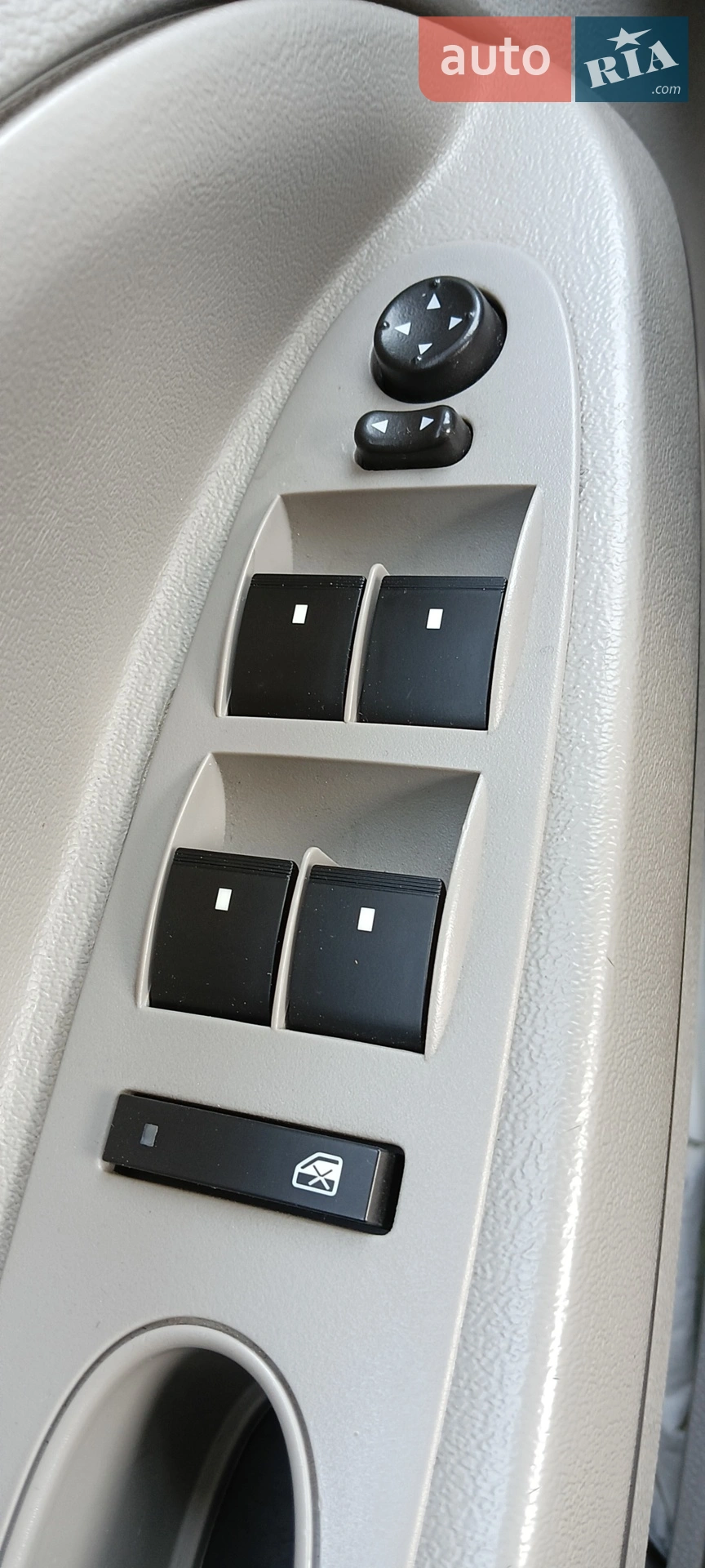 2011 Chevrolet HHR - мініатюра 15