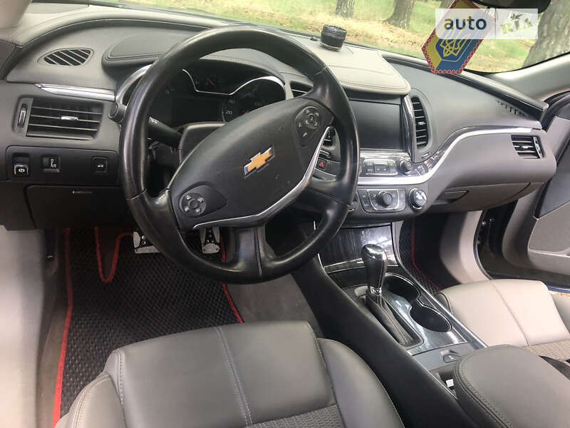 Седан Chevrolet Impala 2016 в Сумах