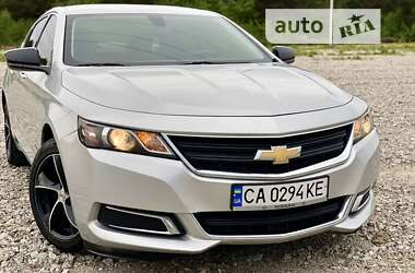 Седан Chevrolet Impala 2016 в Новояворовске