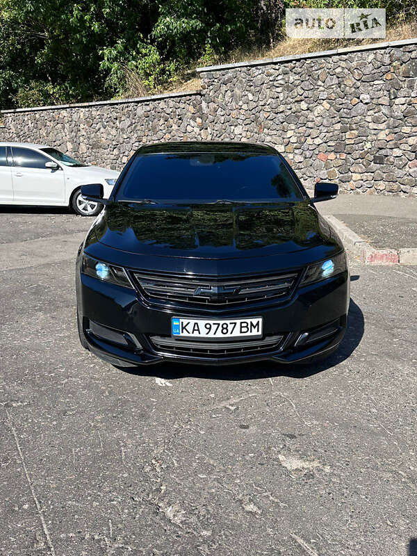 Седан Chevrolet Impala 2015 в Києві