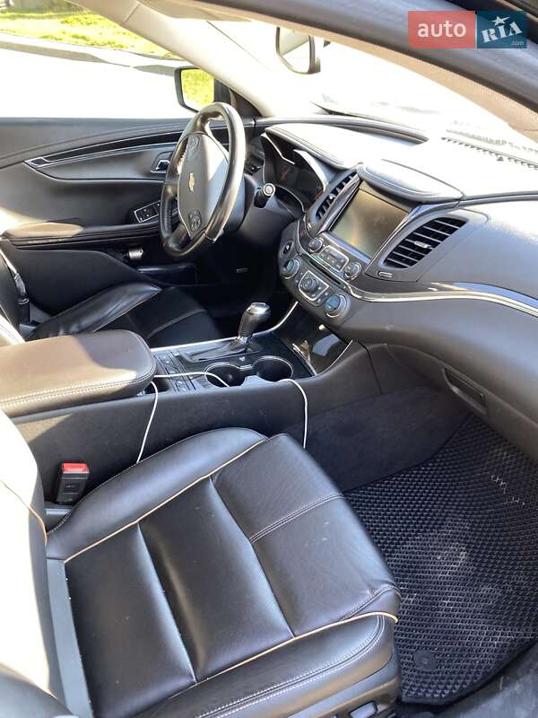 Седан Chevrolet Impala 2018 в Виннице
