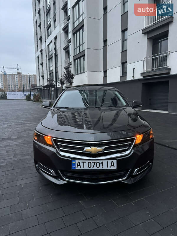 Седан Chevrolet Impala 2013 в Івано-Франківську