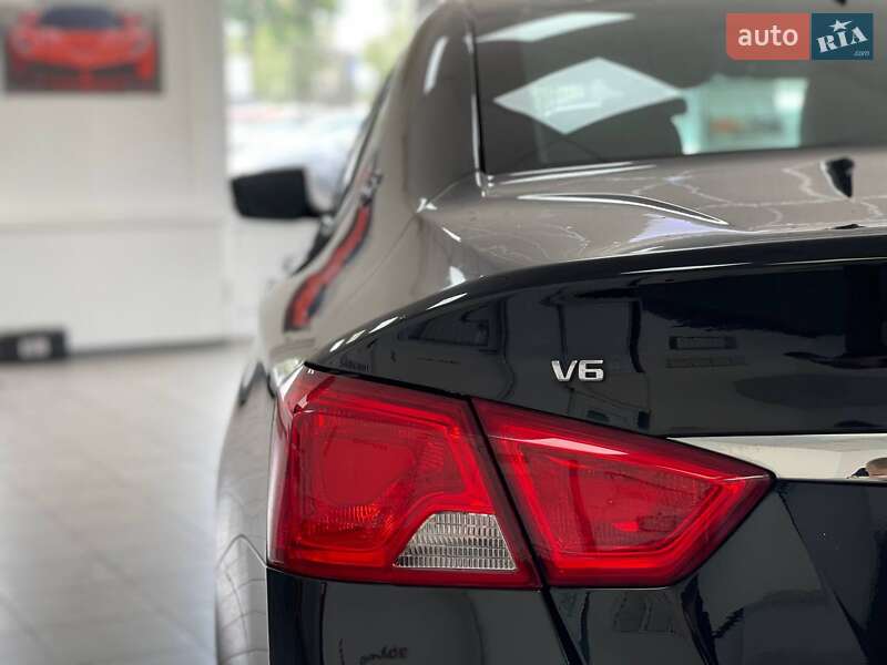 Седан Chevrolet Impala 2019 в Киеве