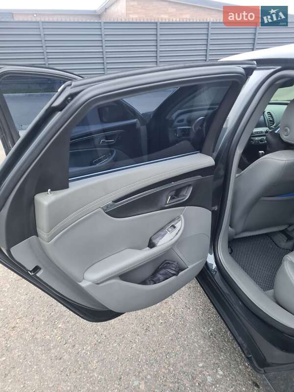 Седан Chevrolet Impala 2015 в Черкассах