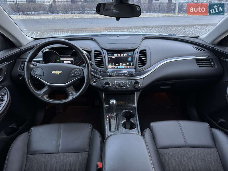 Седан Chevrolet Impala 2018 в Івано-Франківську
