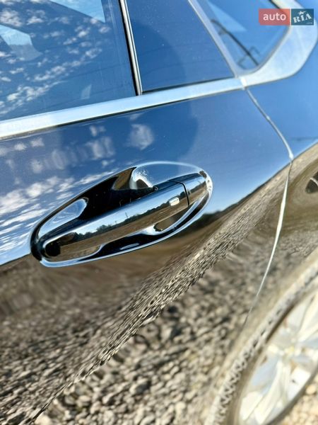 Седан Chevrolet Impala 2018 в Львове