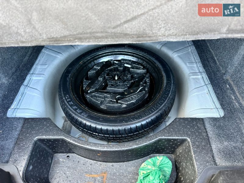 Седан Chevrolet Impala 2018 в Львове