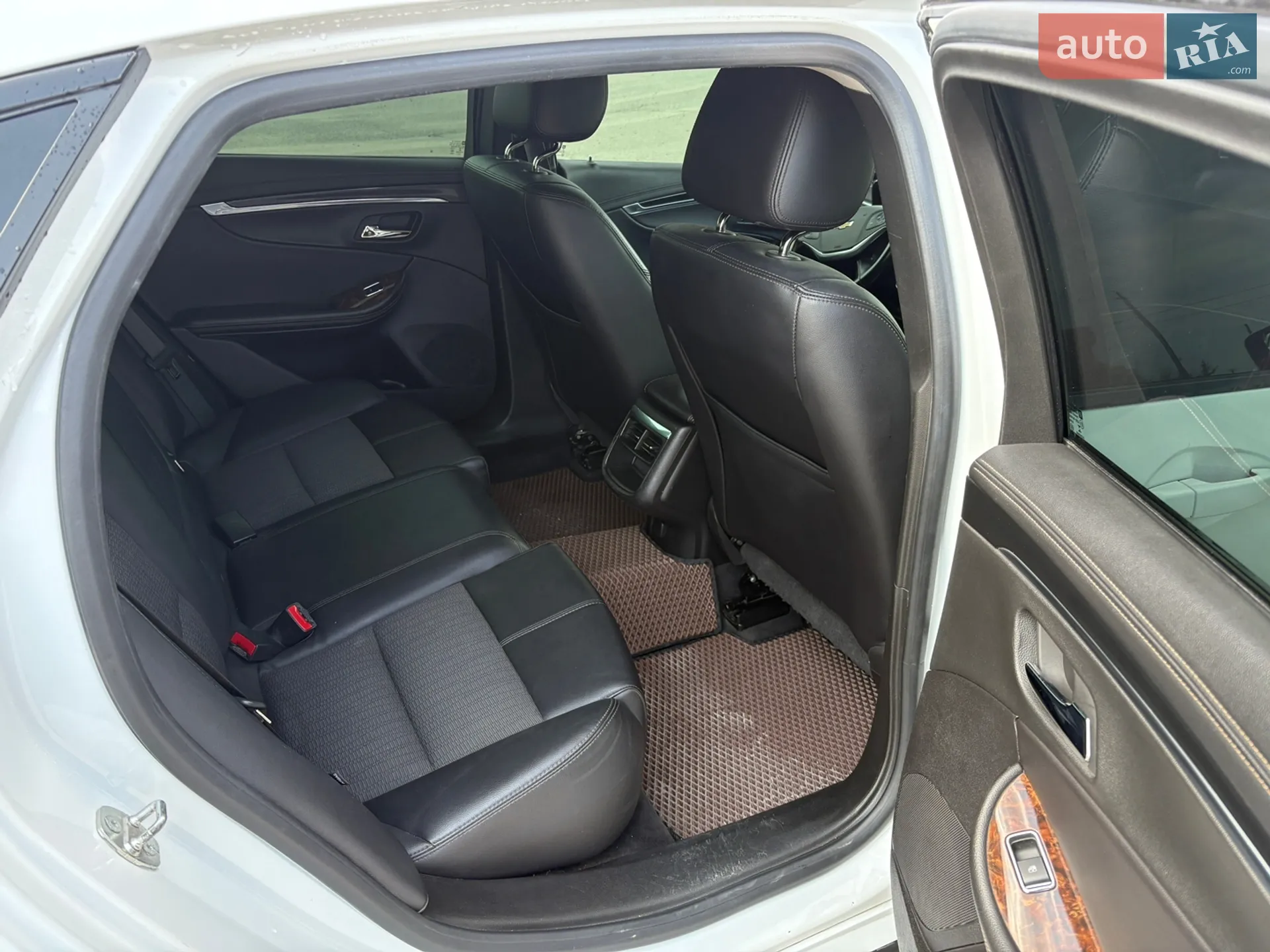2014 Chevrolet Impala - мініатюра 17
