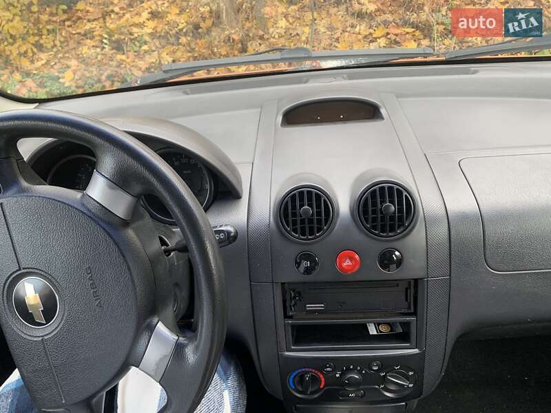Хетчбек Chevrolet Kalos 2006 в Монастириській