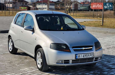 Хетчбек Chevrolet Kalos 2006 в 