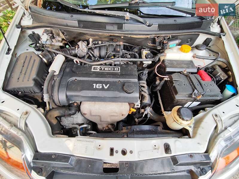 Хетчбек Chevrolet Kalos 2006 в Новій Водолагі