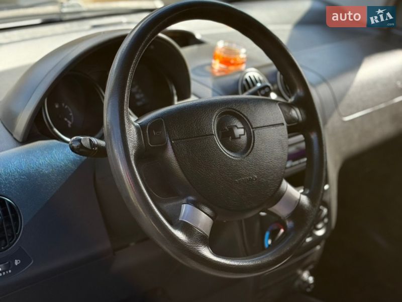 Хетчбек Chevrolet Kalos 2005 в Косові